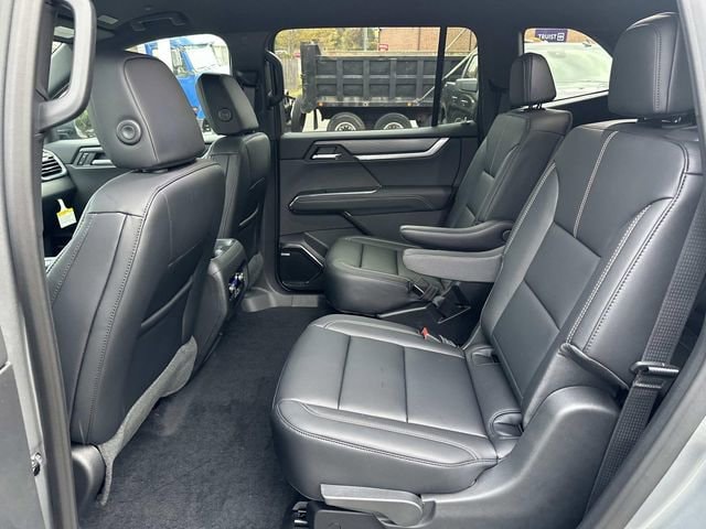 2026 GMC Acadia Elevation - Photo 11