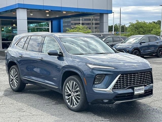 2026 Buick Enclave Avenir's photo