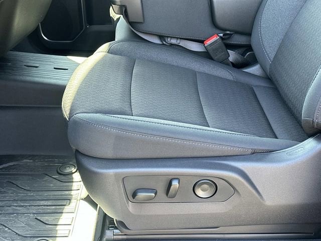 2026 GMC Sierra 1500 SLE - Photo 10