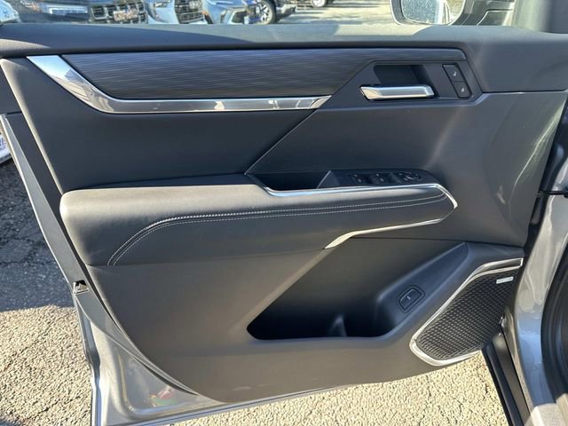 2026 GMC Acadia Elevation - Photo 8