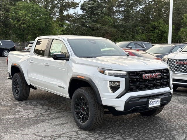 2026 GMC Canyon Elevation Truck
