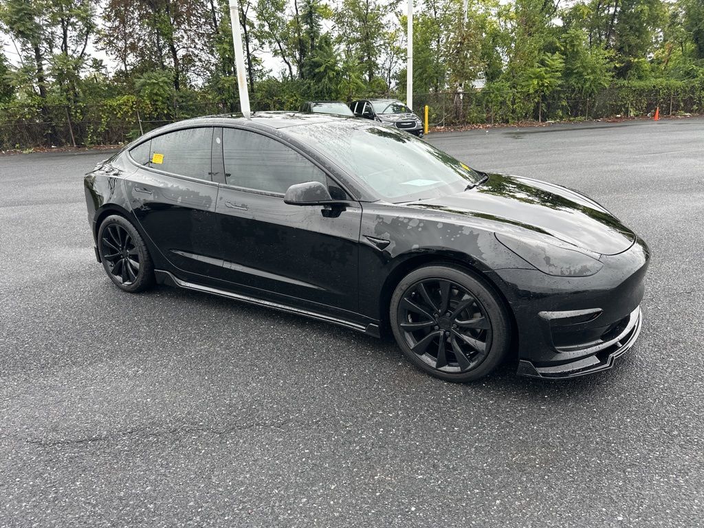 2019 Tesla Model 3 Mid Range photo 2