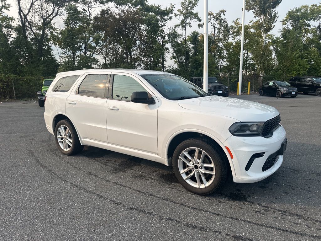 2023 Dodge Durango GT photo 2