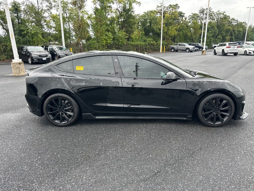 2019 Tesla Model 3 Mid Range photo 4