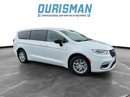 2025 Chrysler Pacifica SELECT Passenger Van