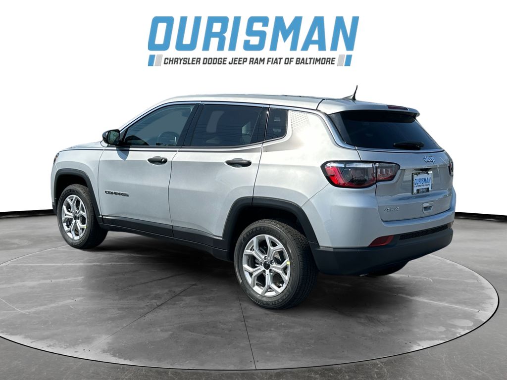 2025 Jeep Compass Sport photo 4