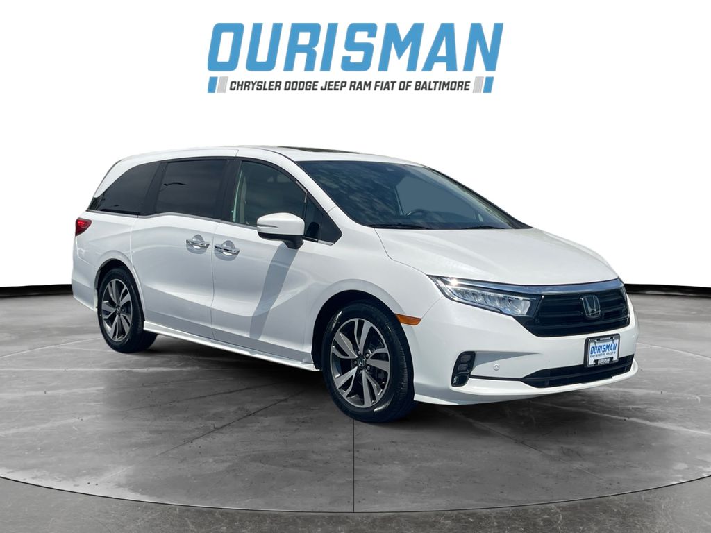 2023 Honda Odyssey Touring's photo