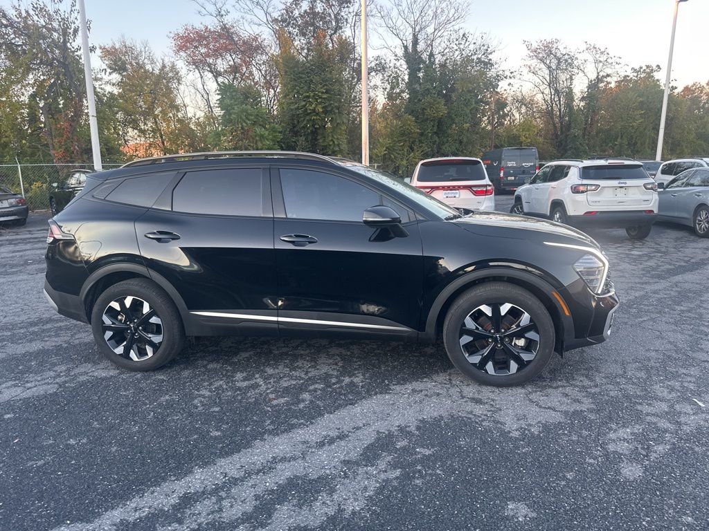 2024 Kia Sportage X-Line photo 3