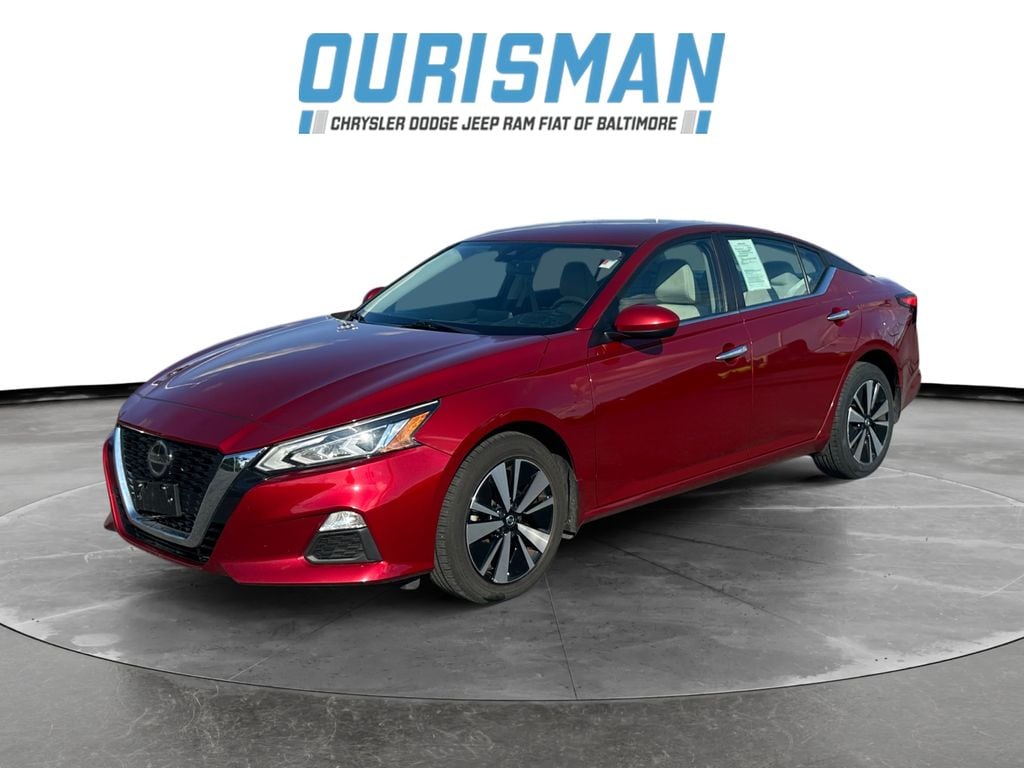 Used 2022 Nissan Altima 2.5 SV Sedan