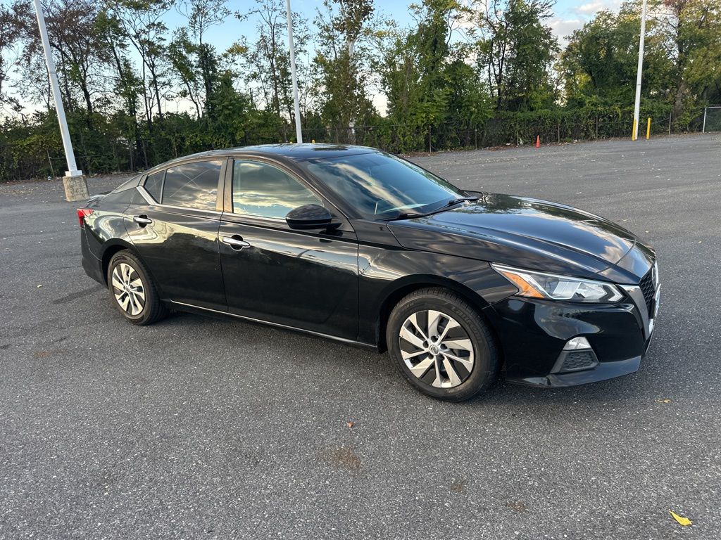 2020 Nissan Altima 2.5 S photo 2