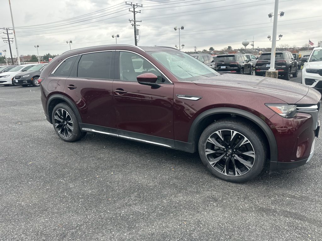 2024 Mazda CX-90 Plug-in Hybrid Premium Plus photo 3