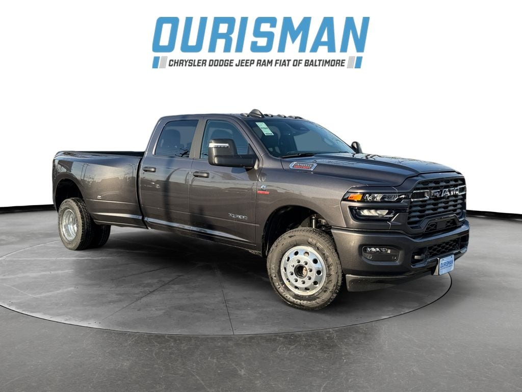 2026 RAM Ram 3500 Pickup Big Horn's photo