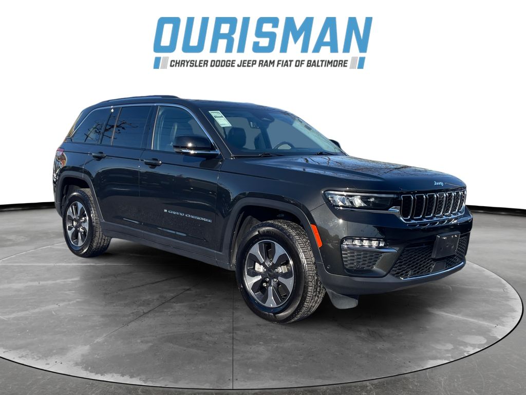 2024 Jeep Grand Cherokee 4xe's photo