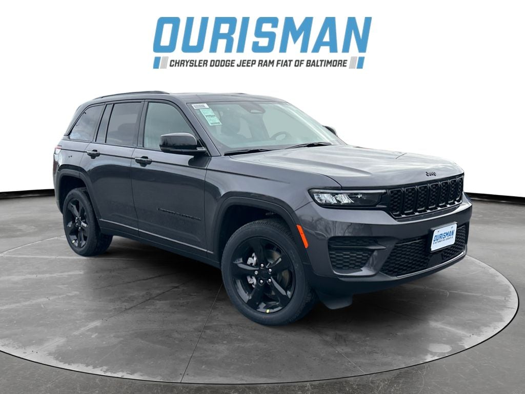 2025 Jeep Grand Cherokee Altitude's photo