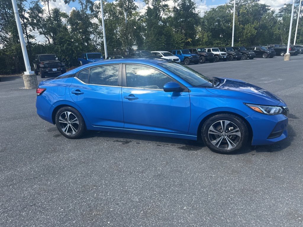 2022 Nissan Sentra SV photo 3