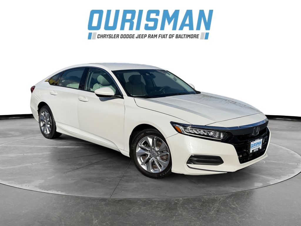 2019 Honda Accord LX's photo