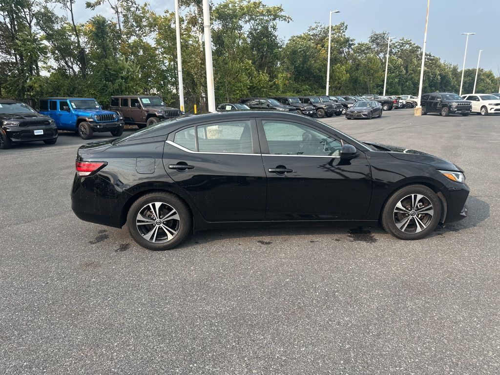 2022 Nissan Sentra SV photo 4