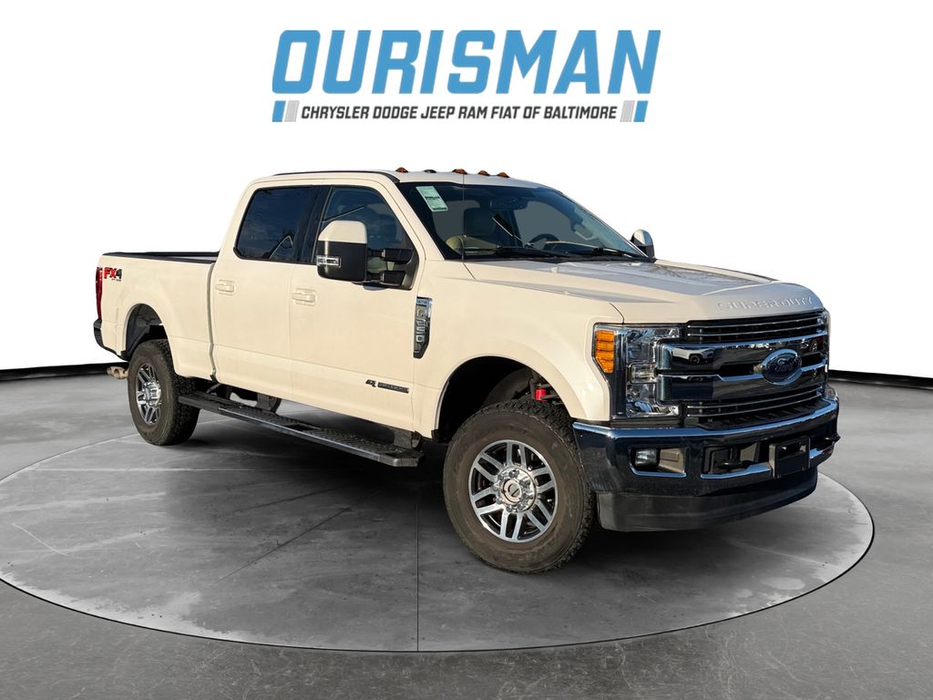 2017 Ford F-250 Super Duty Lariat's photo