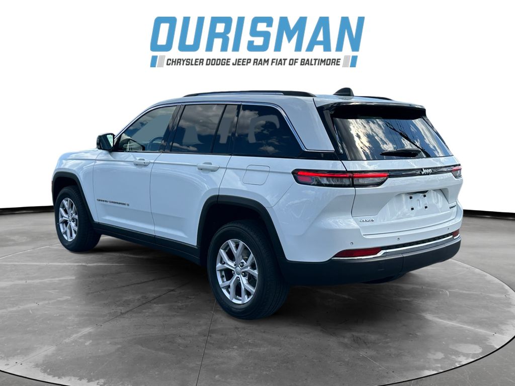 2022 Jeep Grand Cherokee Limited photo 2