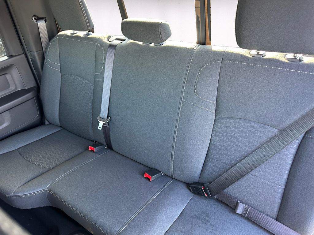 2025 RAM 2500 Tradesman - Photo 13