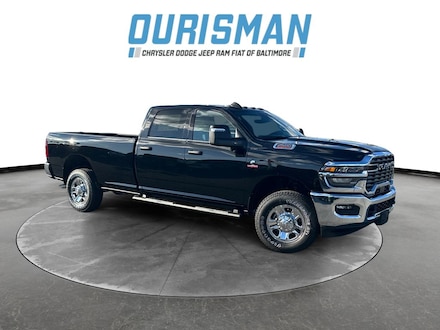 2025 Ram 2500 TRADESMAN CREW CAB 4X4 8' BOX Pickup