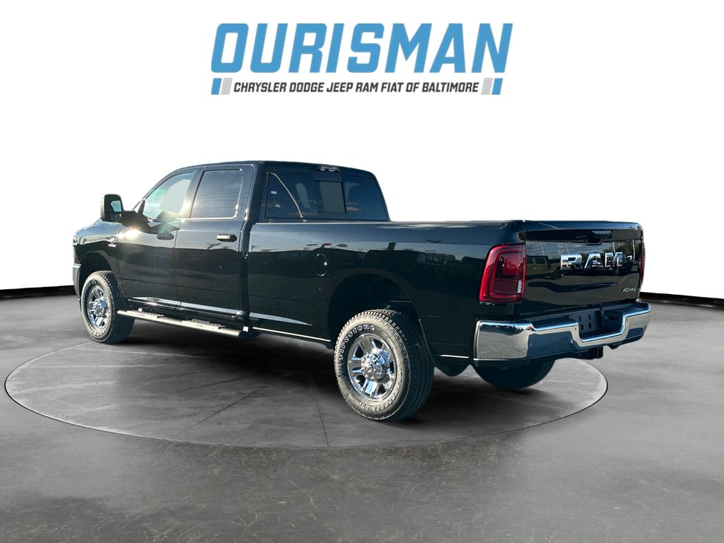 2025 Ram 2500 Tradesman photo 4