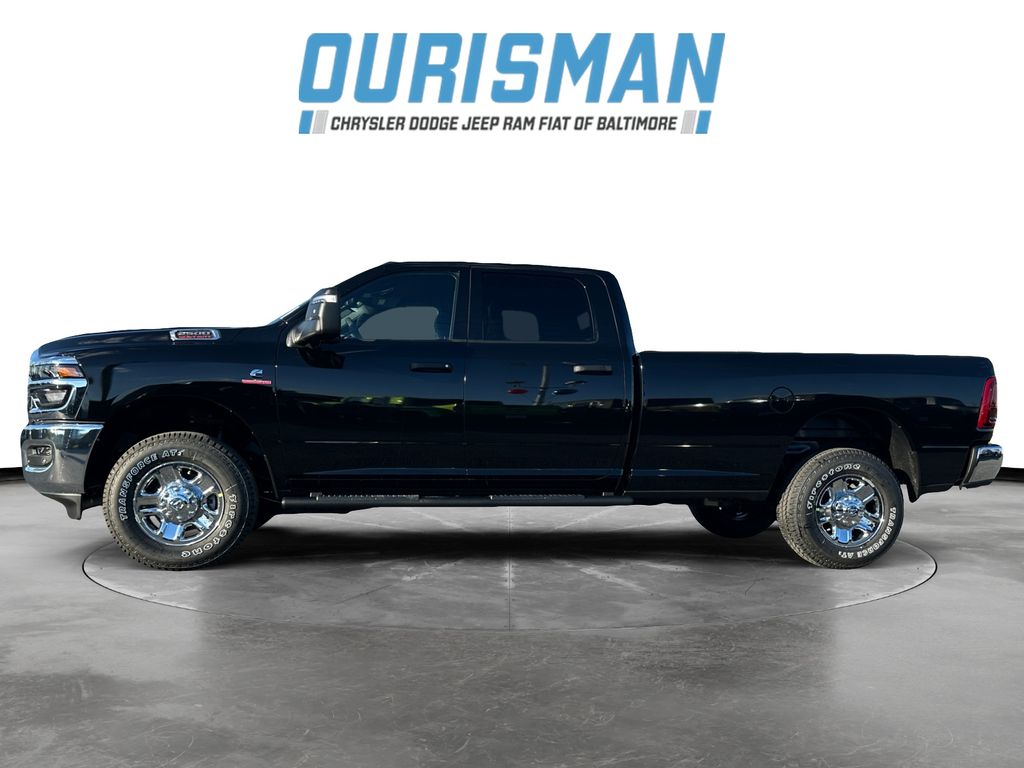 2025 Ram 2500 Tradesman photo 3