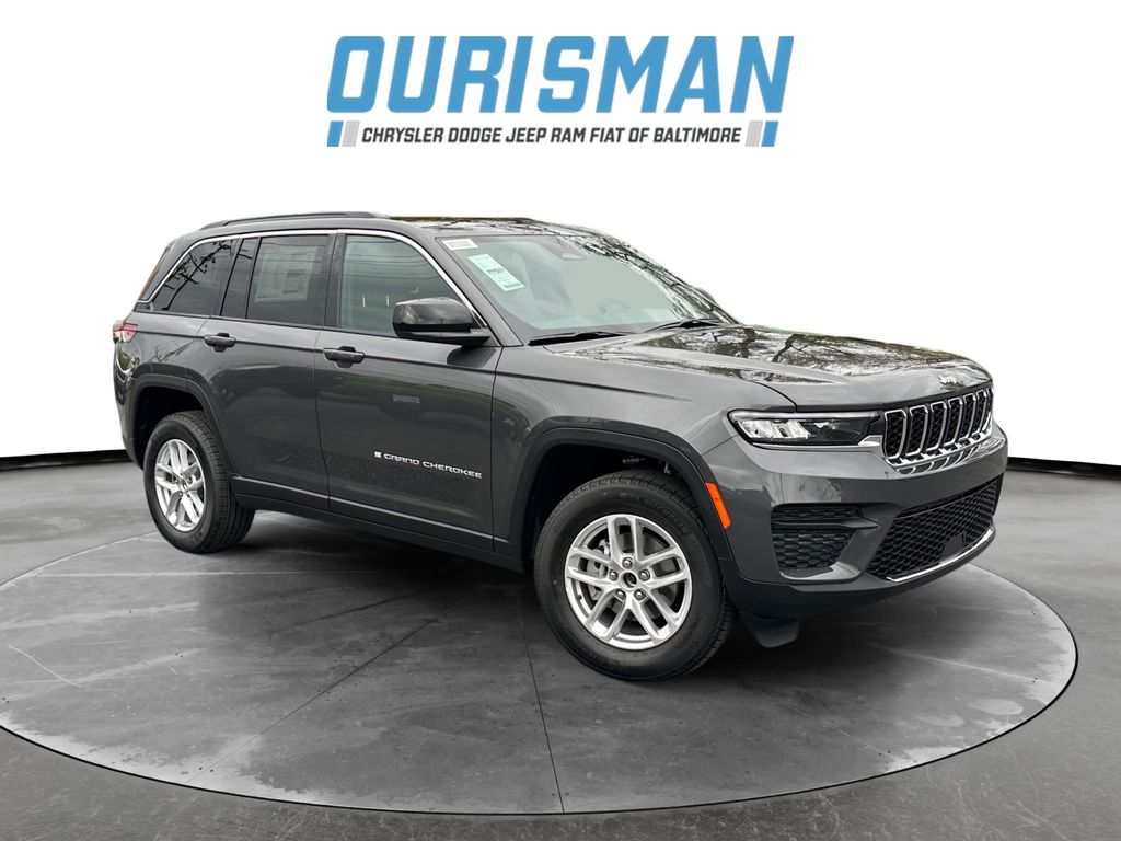 2025 Jeep Grand Cherokee Laredo's photo