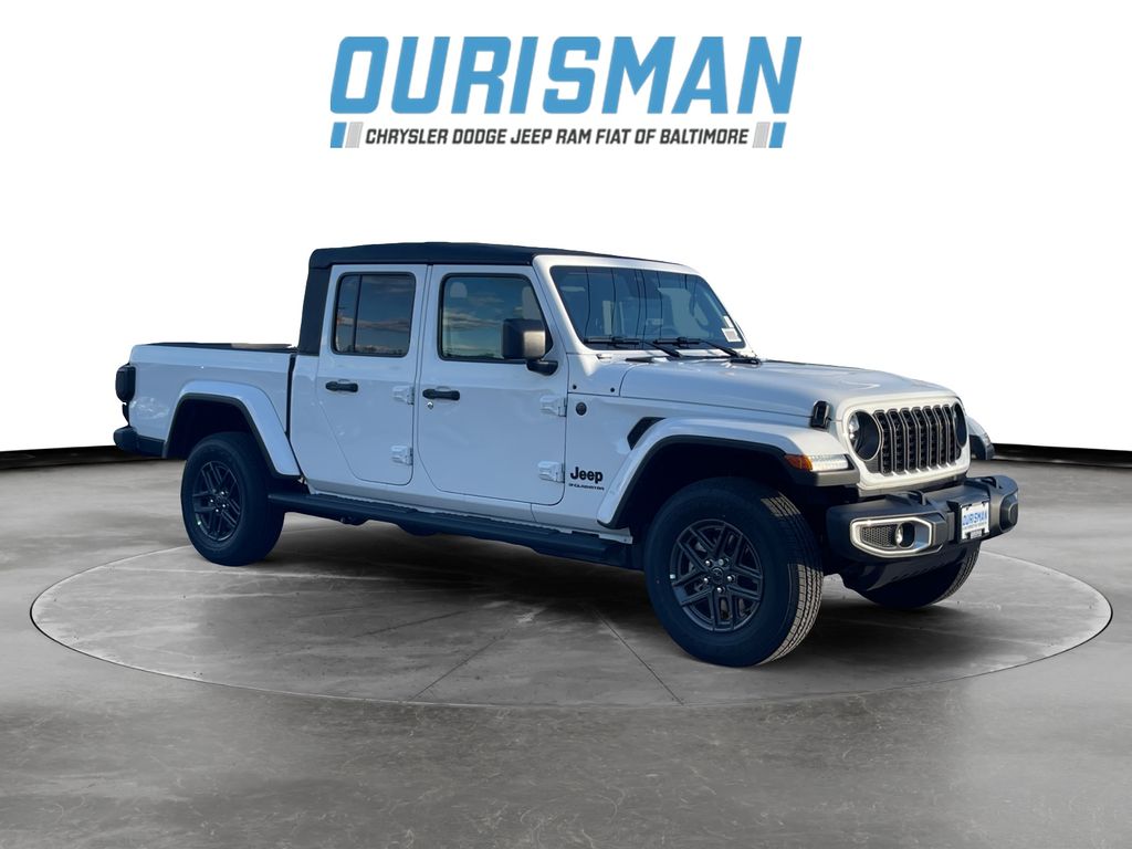 2026 Jeep Gladiator Sport S Auto's photo