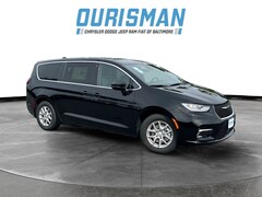 2026 Chrysler Pacifica SELECT Passenger Van