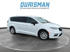 2025 Chrysler Pacifica SELECT Passenger Van