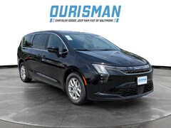 2027 Chrysler Pacifica Select Passenger Van