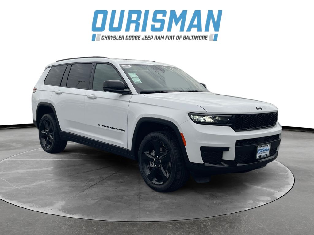 2025 Jeep Grand Cherokee L Altitude's photo