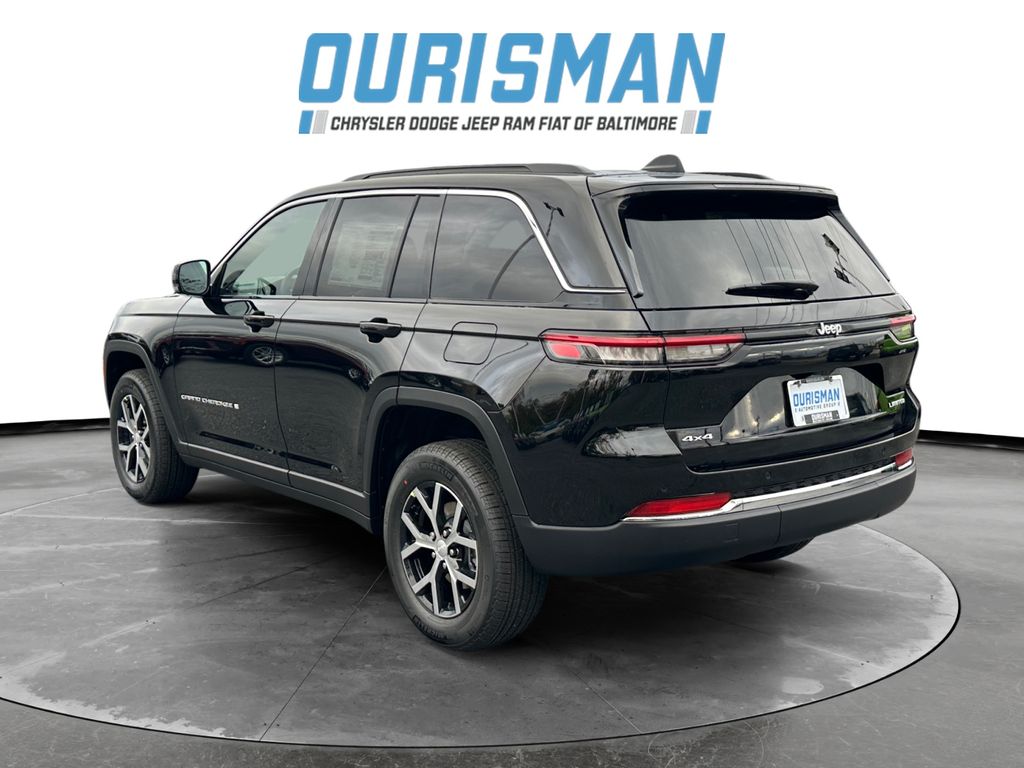 2025 Jeep Grand Cherokee Limited photo 2