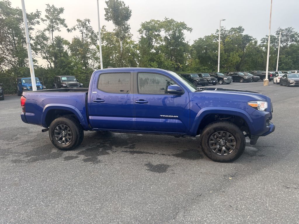 2023 Toyota Tacoma SR5 V6 photo 3