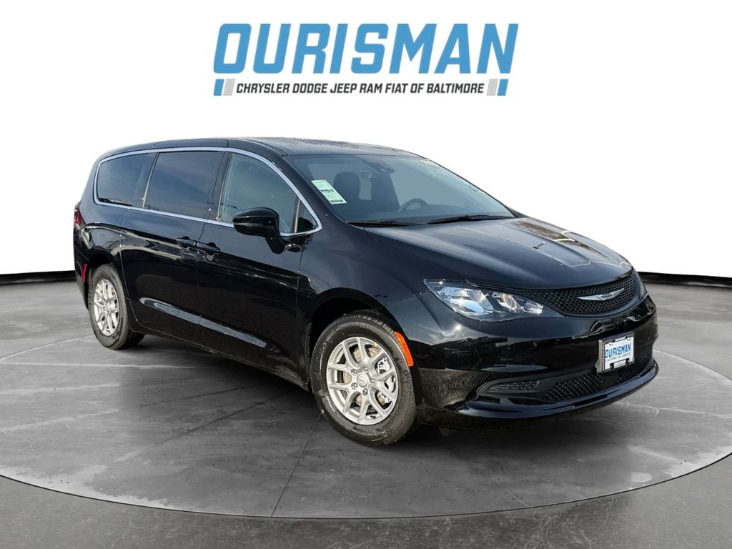 2026 Chrysler Voyager LX's photo