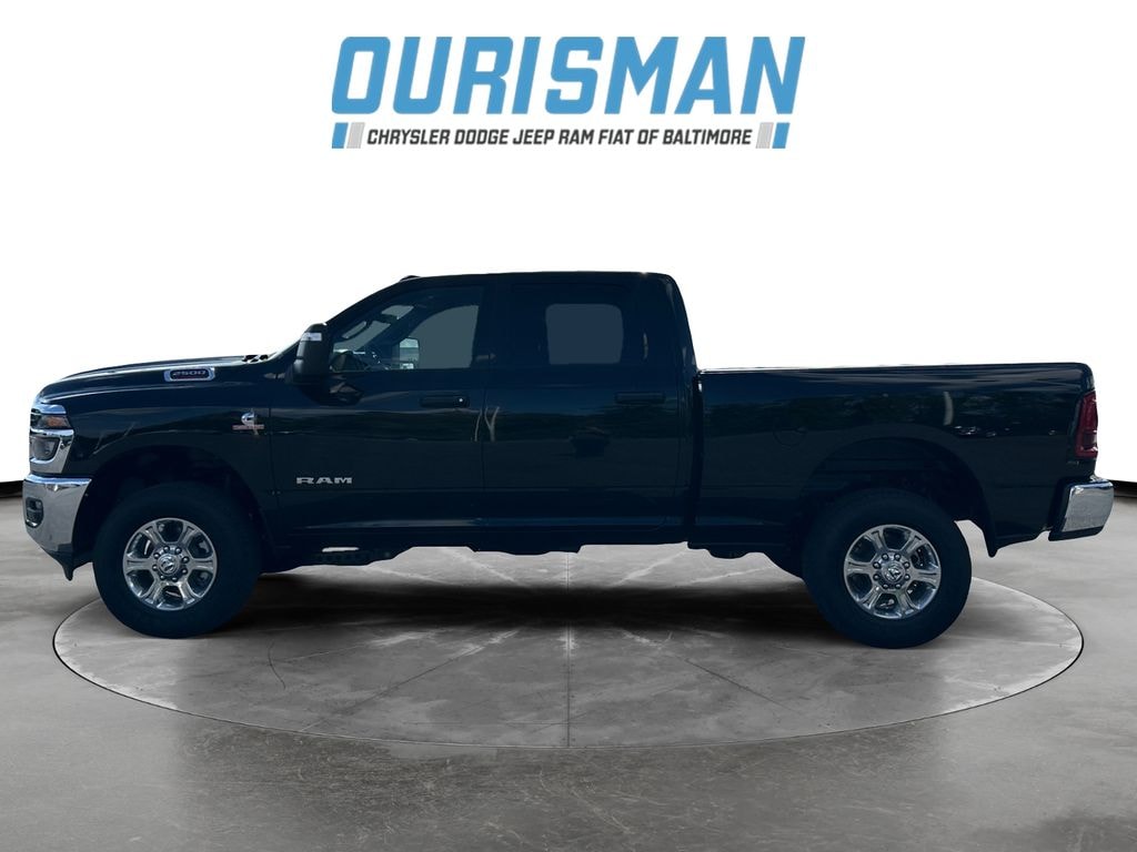 New 2025 Ram 2500 BIG HORN CREW CAB 4X4 6'4 BOX Pickup
