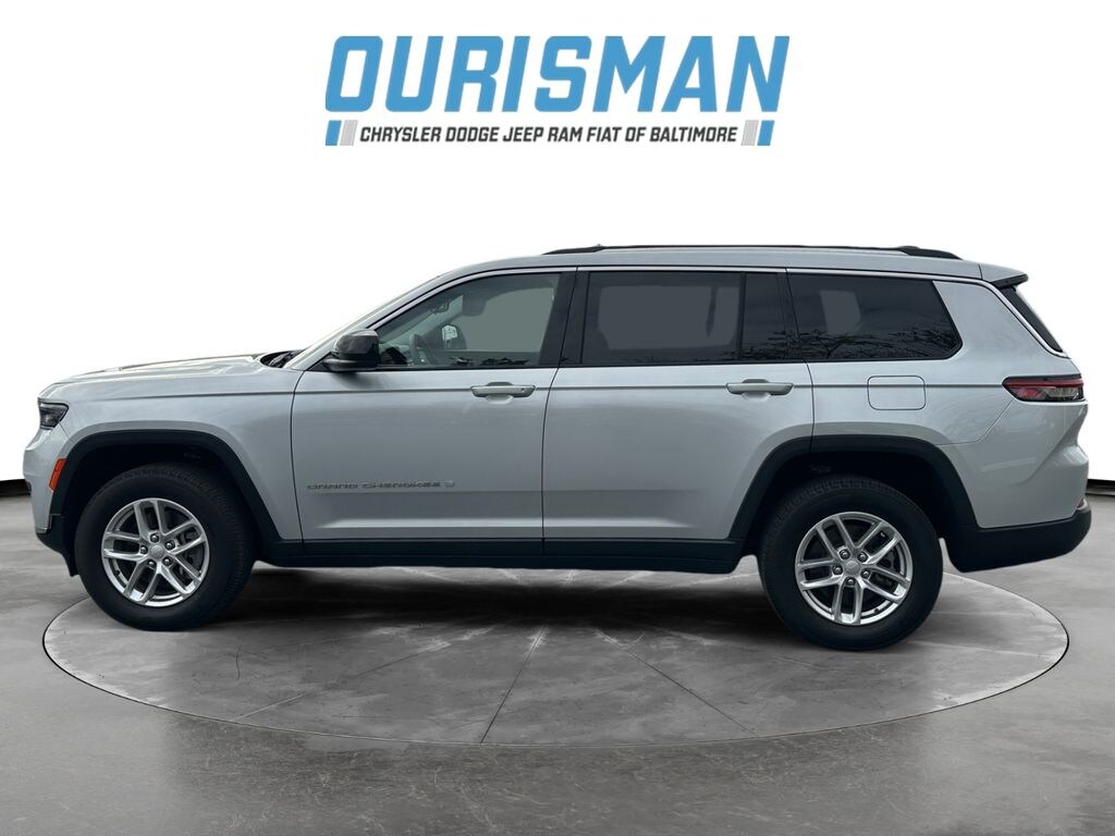 Used 2023 Jeep Grand Cherokee L Laredo SUV