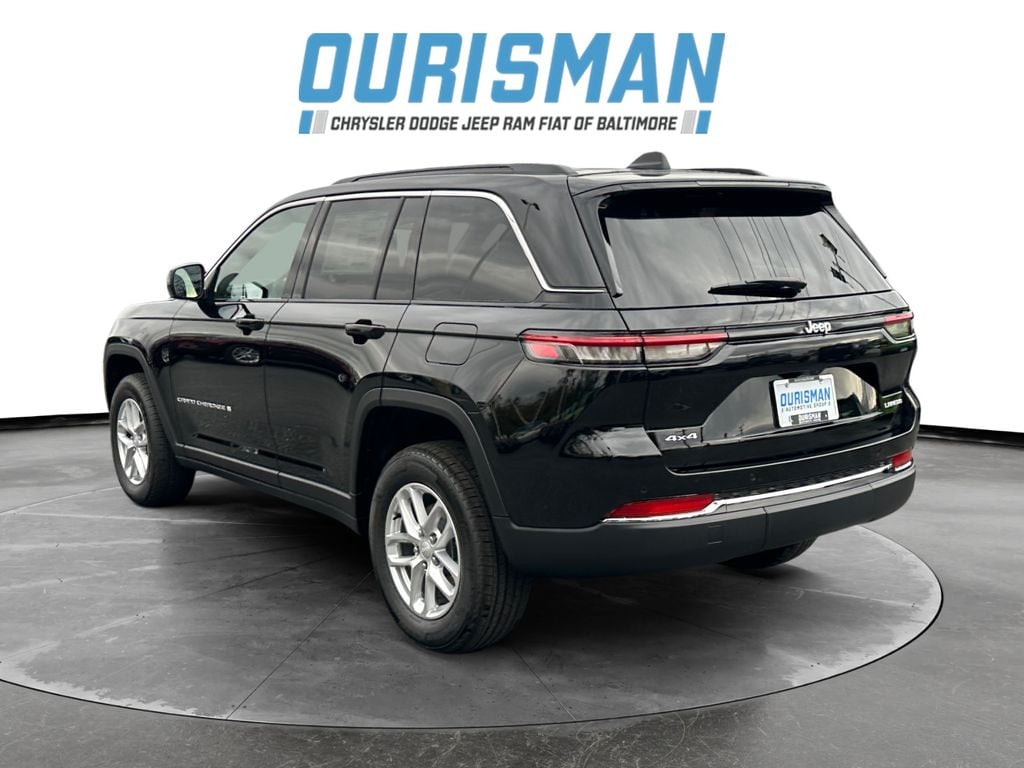 New 2025 Jeep Grand Cherokee LAREDO X 4X4 Sport Utility