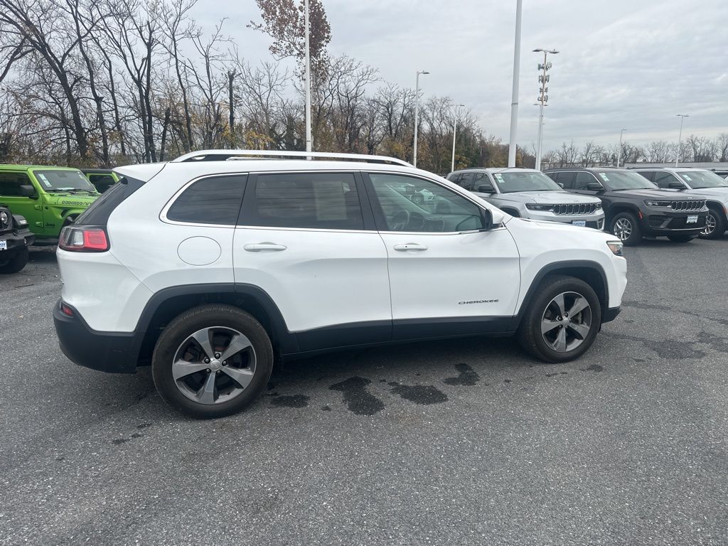 2019 Jeep Cherokee Limited photo 2