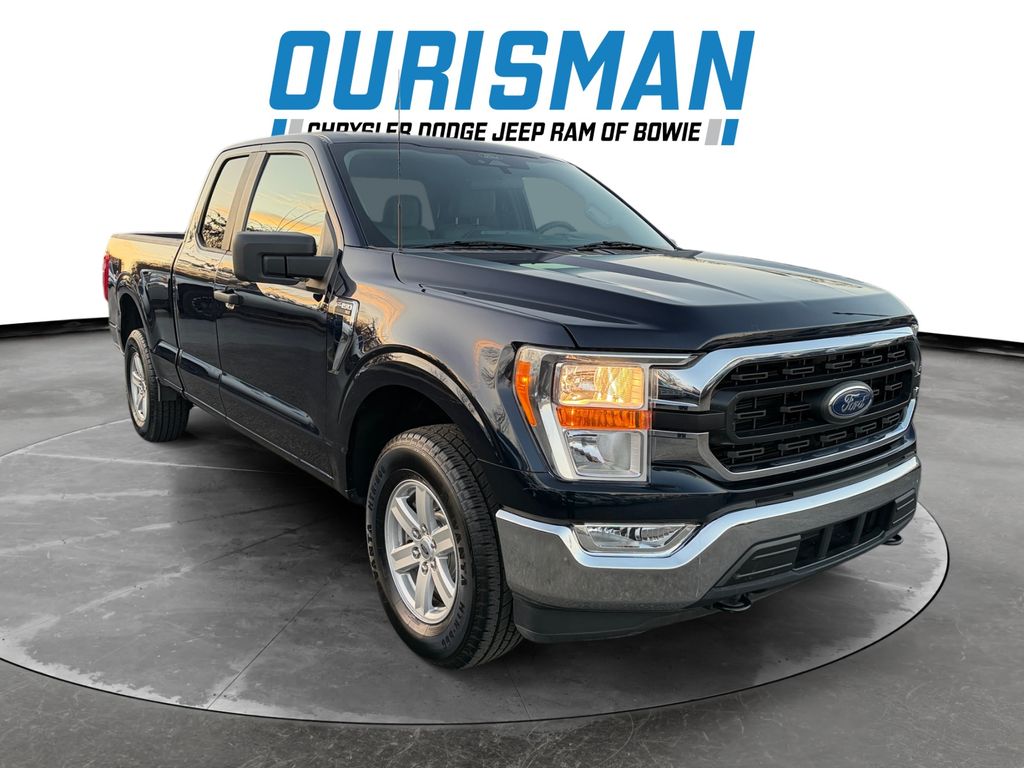 2022 Ford F-150 XLT's photo