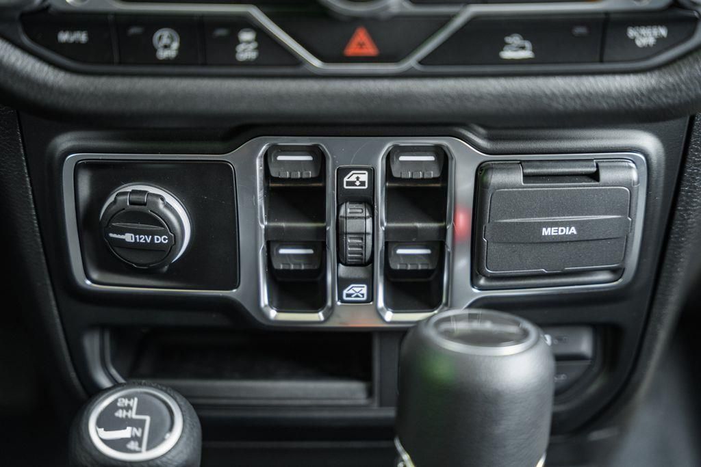 2025 Jeep Gladiator Sport S - Photo 26