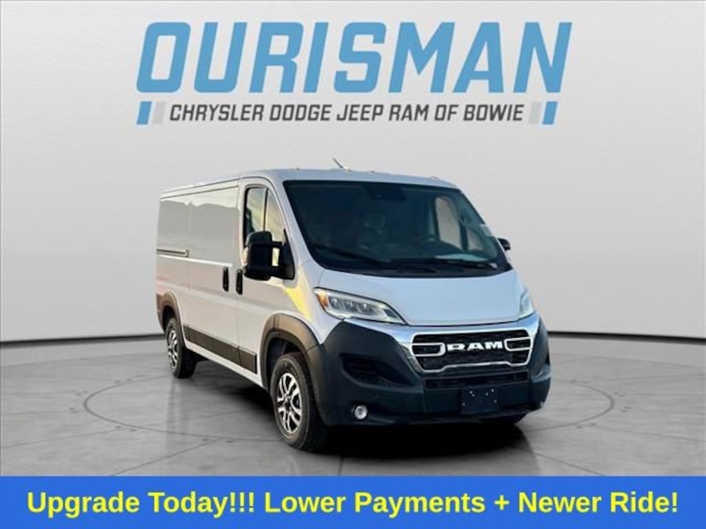 New 2025 Ram ProMaster PROMASTER 3500 SLT CARGO VAN LOW ROOF 136' WB Cargo Van