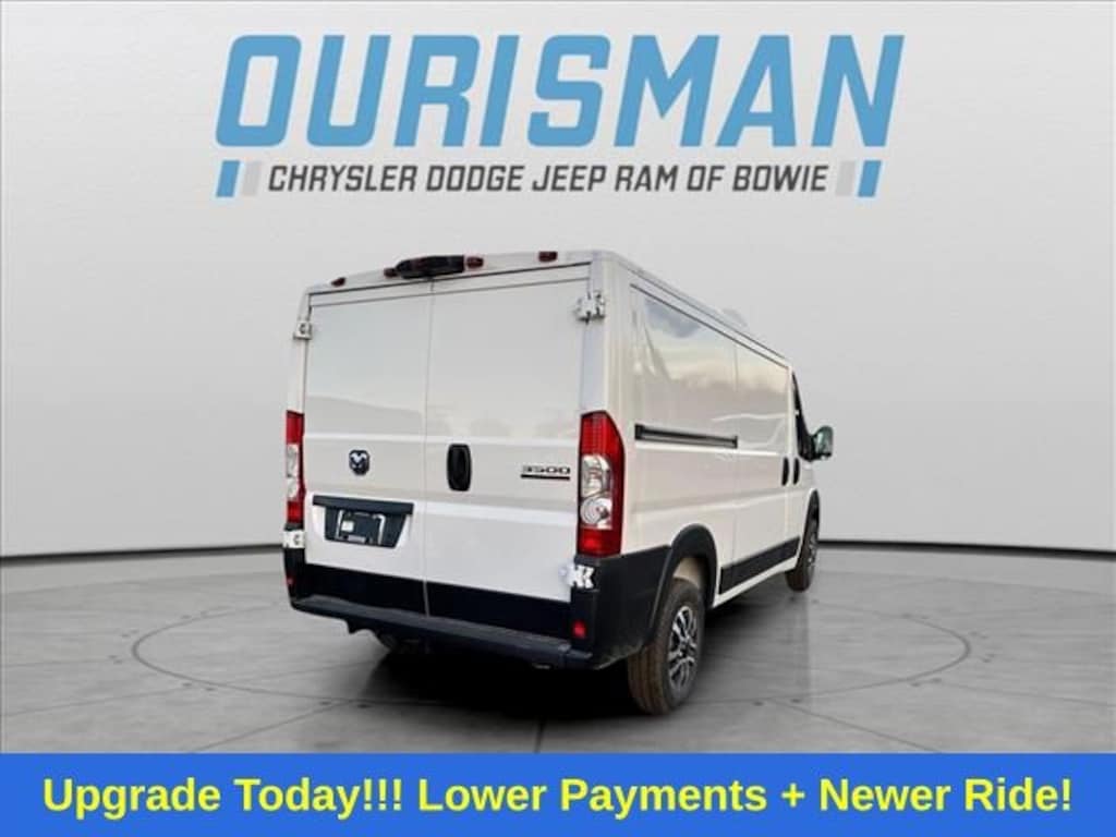 New 2025 Ram ProMaster PROMASTER 3500 SLT CARGO VAN LOW ROOF 136' WB Cargo Van