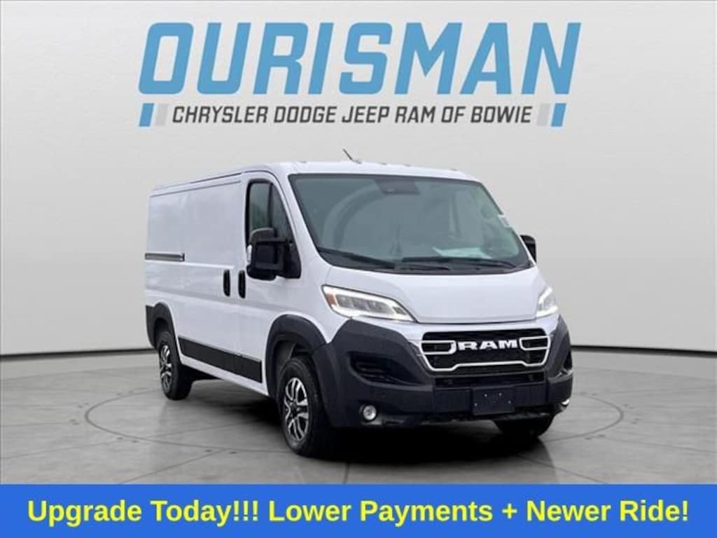 New 2025 Ram ProMaster PROMASTER 3500 SLT CARGO VAN LOW ROOF 136' WB Cargo Van