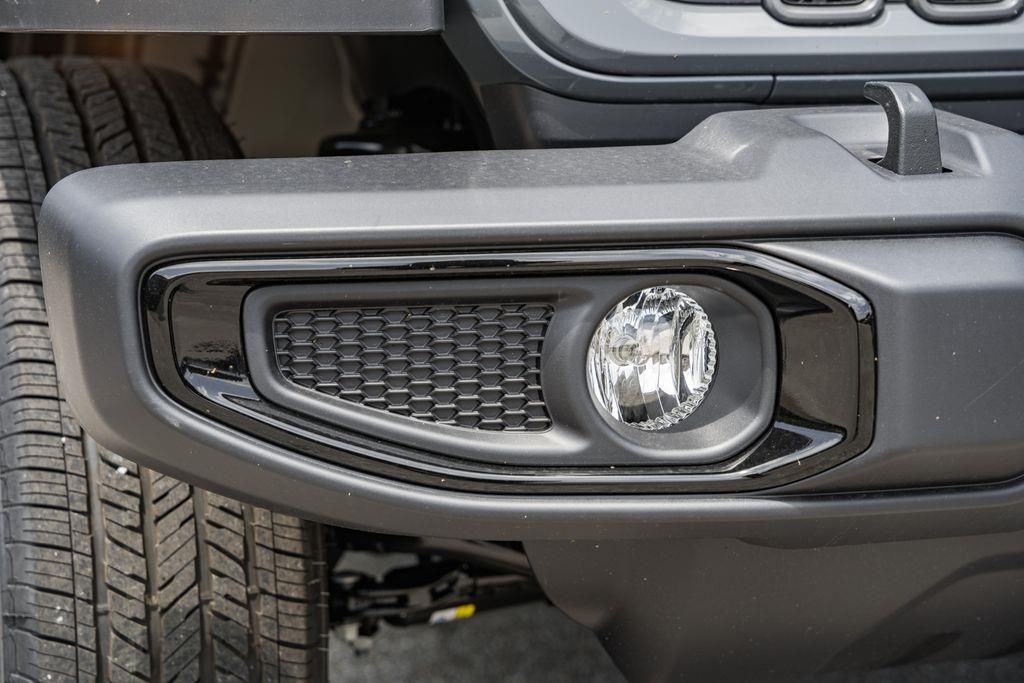 2025 Jeep Gladiator Sport S - Photo 13
