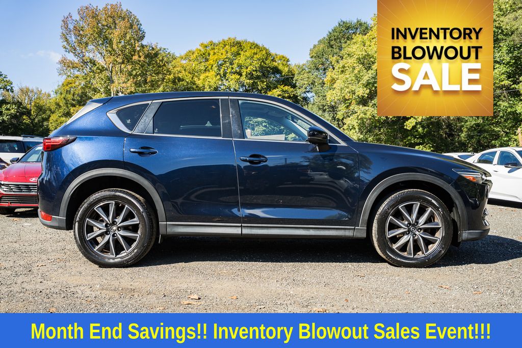 2017 Mazda CX-5 Grand Touring photo 3
