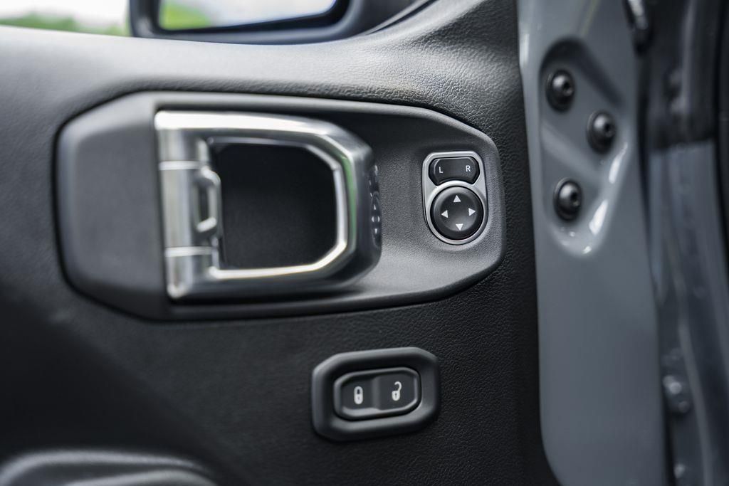 2025 Jeep Gladiator Sport S - Photo 39