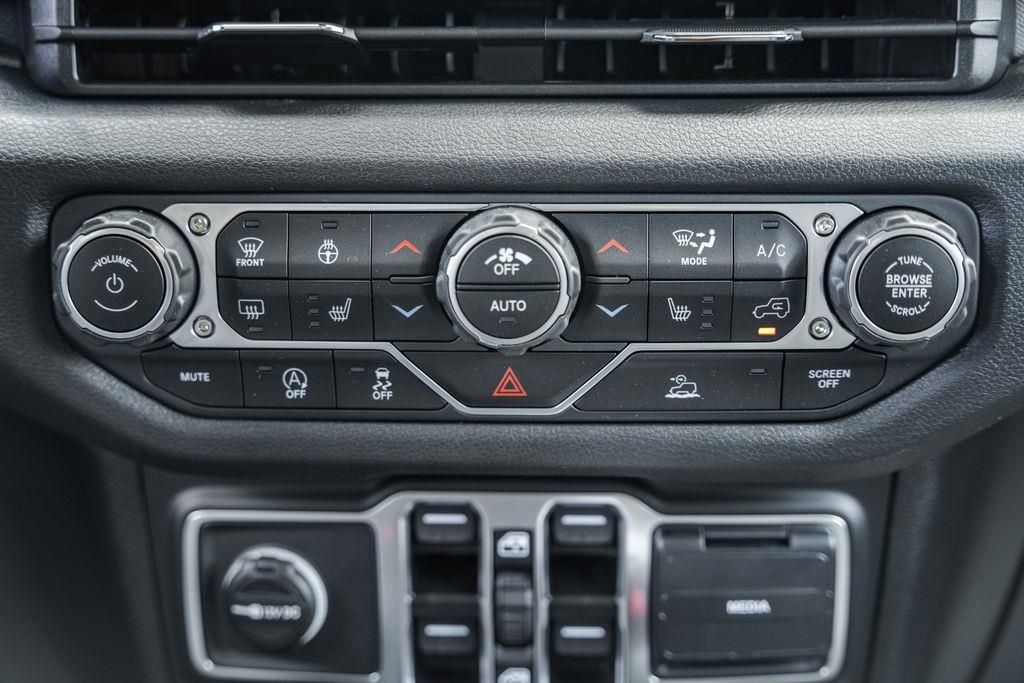 2025 Jeep Gladiator Sport S - Photo 26