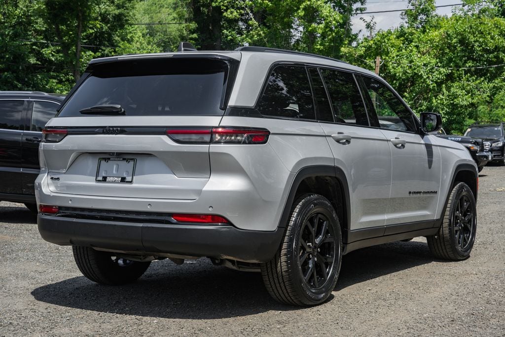 Used 2024 Jeep Grand Cherokee Altitude X SUV